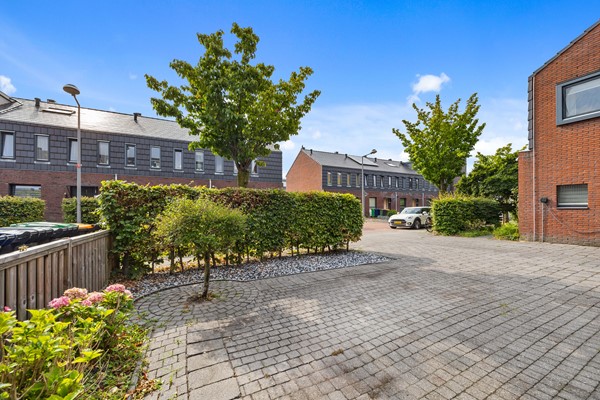 Medium property photo - Tom Navislaan 12, 2493 BN Den Haag